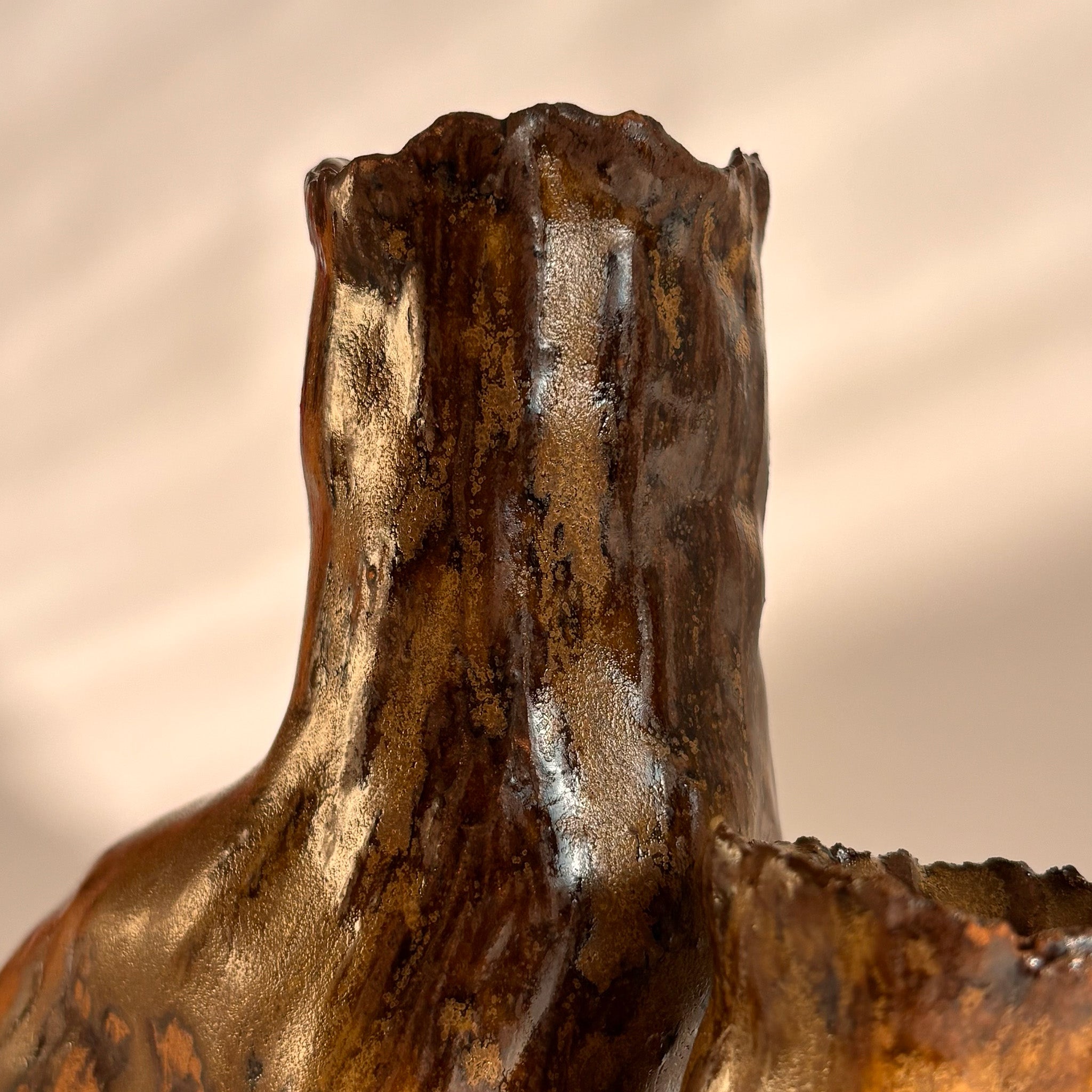 Melted Sienna vase detailed image